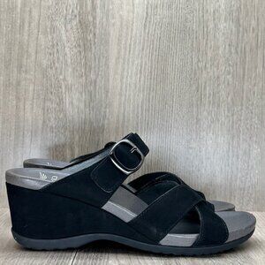 Dansko Aubree Sandals Womens Sz 37 Wedge Slip On Leather Adjustable Strap Black